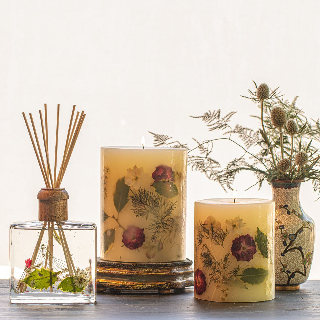 Winterberry Frost - Scented Botanical Reed Diffuser (385ml)