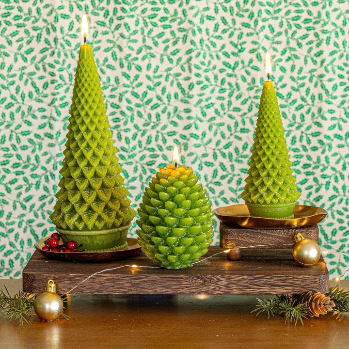 Vela Accent en Forma de Árbol Esculpido - Escarcha de Bayas de Invierno