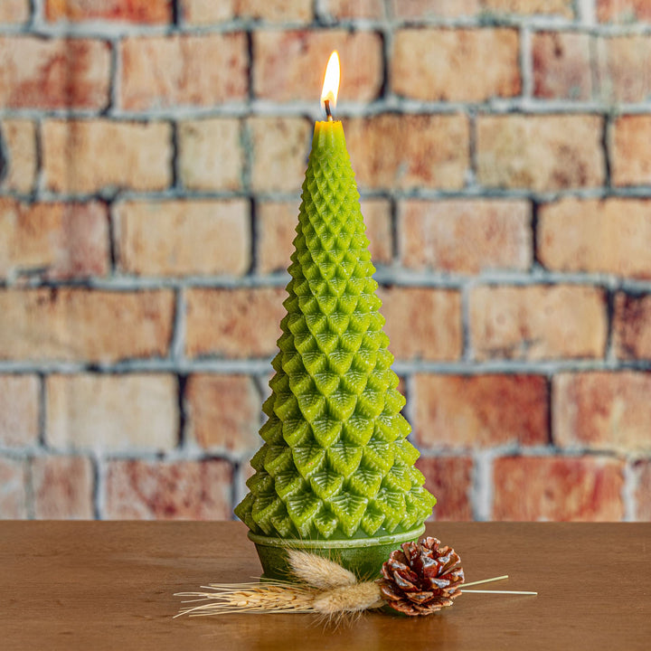 Vela Signature en Forma de Árbol Esculpido - Escarcha de Bayas de Invierno